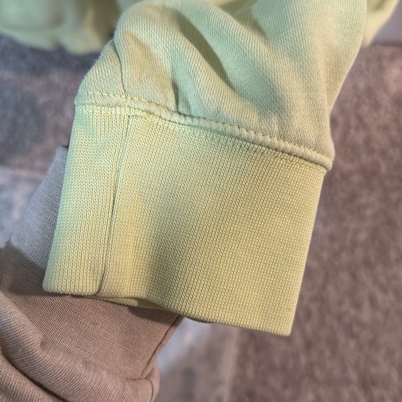 Nike Spoetswear Fleece Women’s size M hoodie, Lime Green, Relaxed Fir - Picture 6 of 7